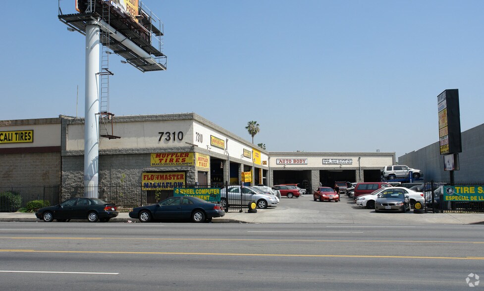 More Photos Of 7310 Van Nuys Blvd, Van Nuys Auto Repair For Lease