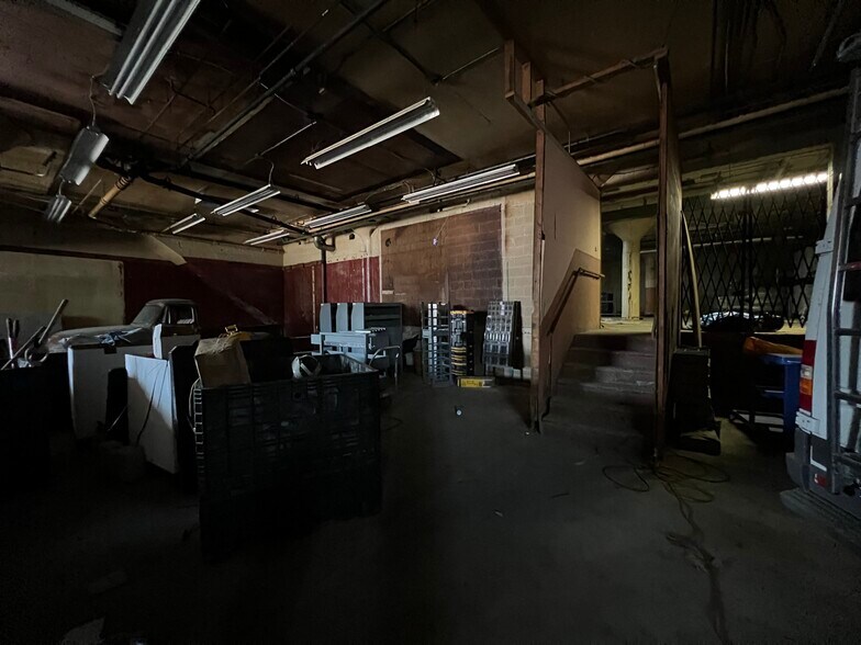 More Photos Of 777 S Main St, Memphis Warehouse For Sale
