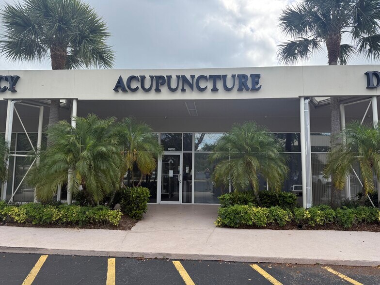 More Photos Of 2151 S Alternate A1A Hwy, Jupiter Medical For Sale