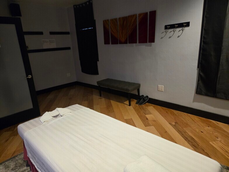 More Photos Of 1510 4th St, Santa Rosa Office For Sale