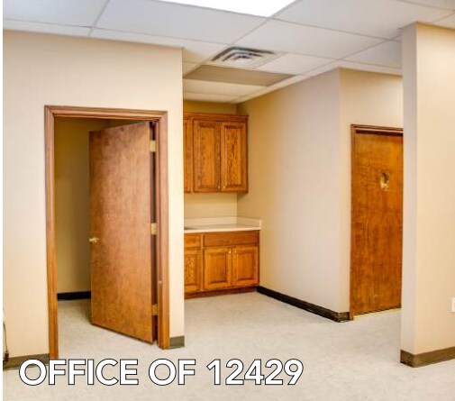 More Photos Of 12427 Cutten Rd, Houston Unknown For Lease