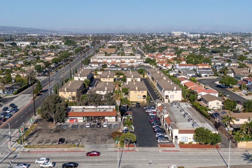 More Photos Of 22211-22219 Avalon Blvd, Carson Storefront For Sale