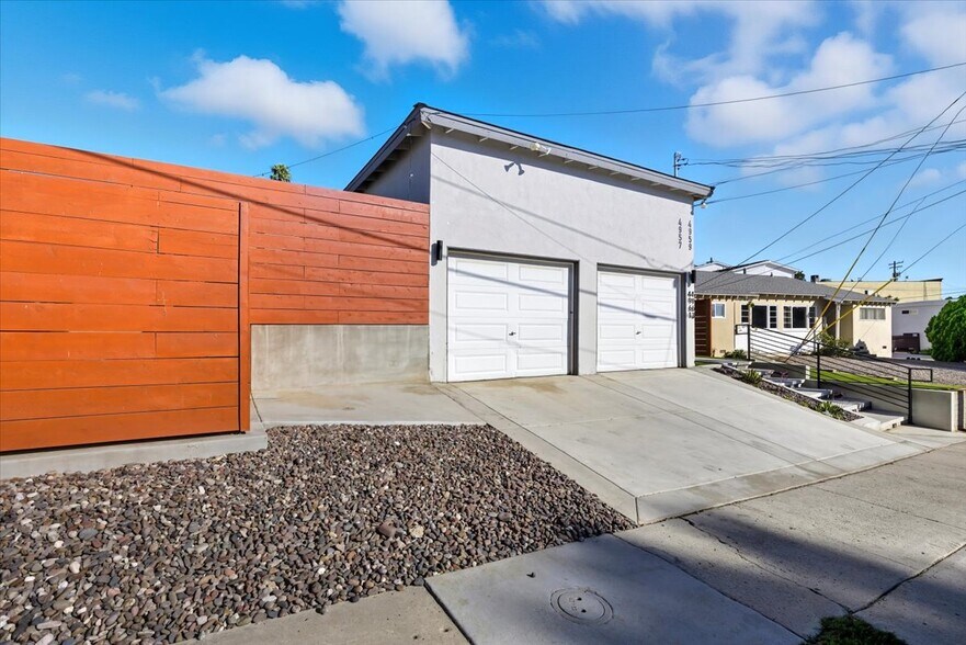 More Photos Of 4959 Jumano Ave, San Diego Apartments For Sale