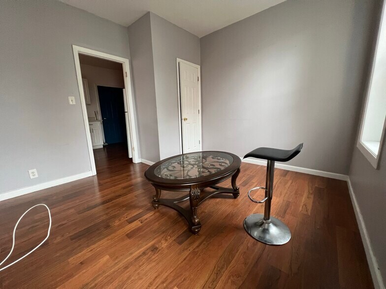 More Photos Of 321 Milford St, Brooklyn Apartments For Sale