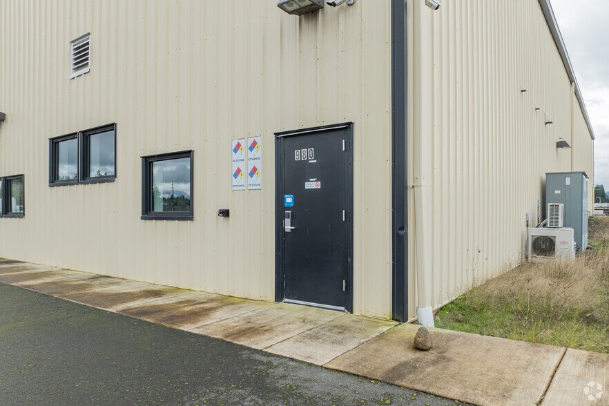 More Photos Of 980 NW Noble Dr, Estacada Food Processing For Lease