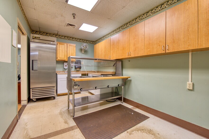 More Photos Of 1500 McKinley Ave, Niles Assisted Living For Sale