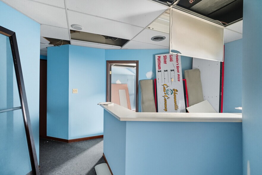 More Photos Of 9309-9319 Cincinnati-Columbus Rd, West Chester Office For Lease