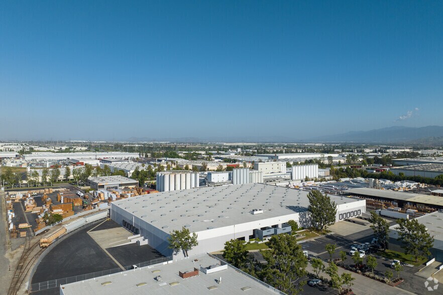 More Photos Of 13931-13951 Yorba Ave, Chino Manufacturing For Lease