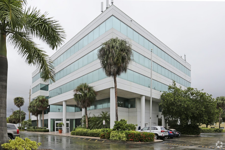 More Photos Of 2503 Del Prado Blvd S, Cape Coral Medical For Lease