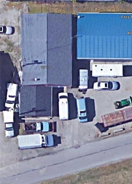 More Photos Of 165.5 Kenwood st, Elyria Flex For Sale