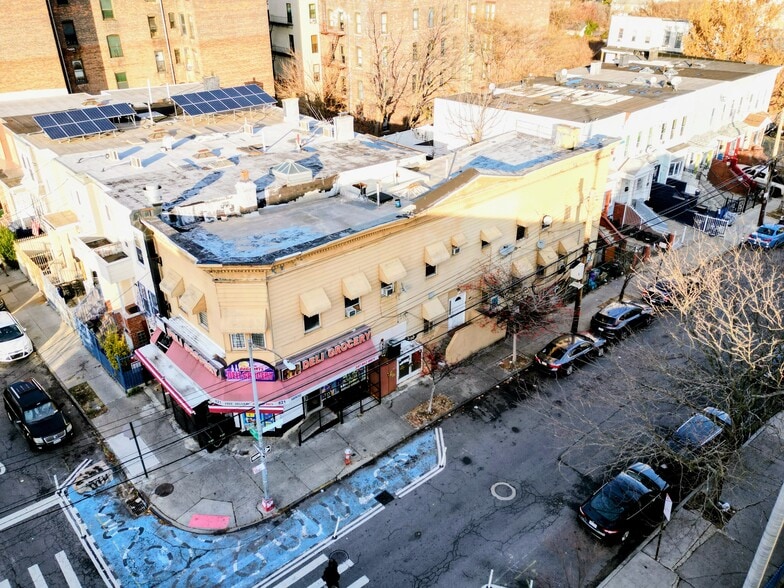 Primary Photo Of 825 Jennings St, Bronx Storefront Retail Residential For Sale