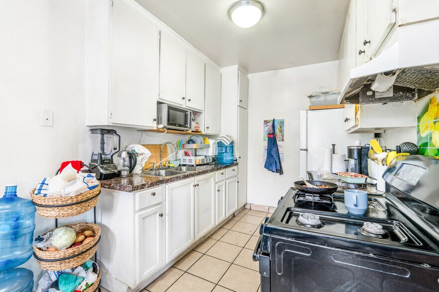 More Photos Of 14811 Parthenia St, Panorama City Apartments For Sale
