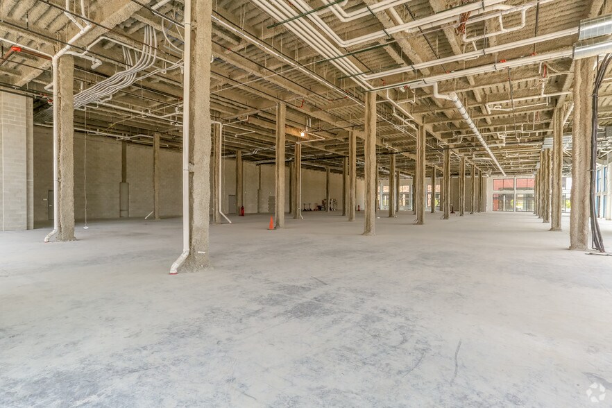 More Photos Of 11240 W Burleigh St, Wauwatosa Office For Lease