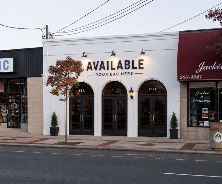 More Photos Of 43 E Main St, Smithtown Bar For Lease