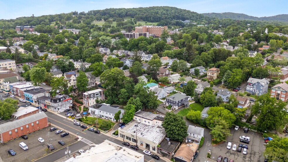 More Photos Of 168-172 Main St, Nyack Storefront For Sale