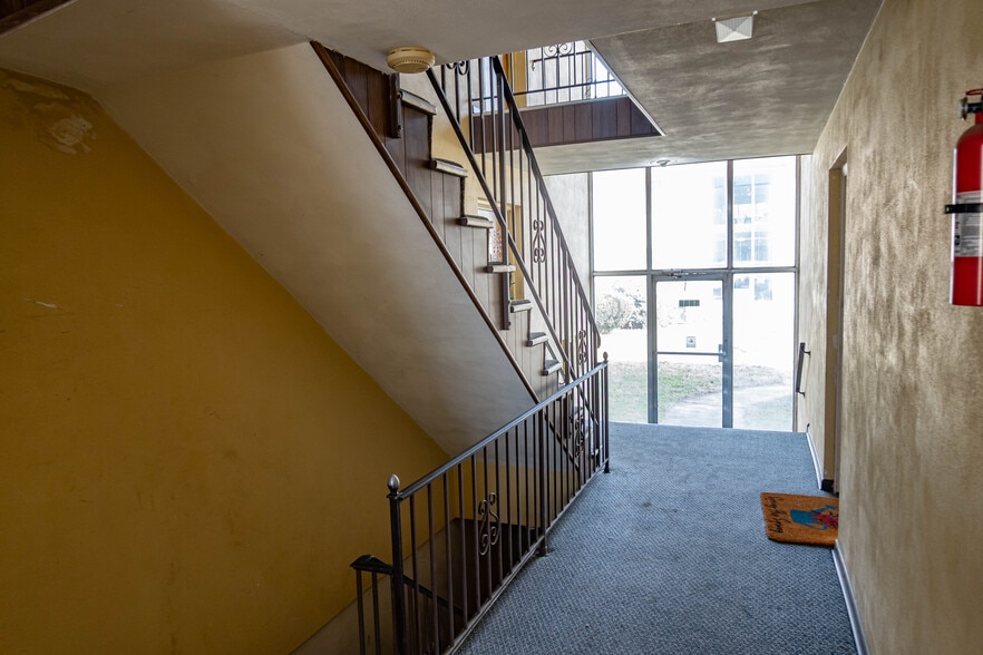 More Photos Of 8331 Duryea Ave, Saint Louis Apartments For Sale
