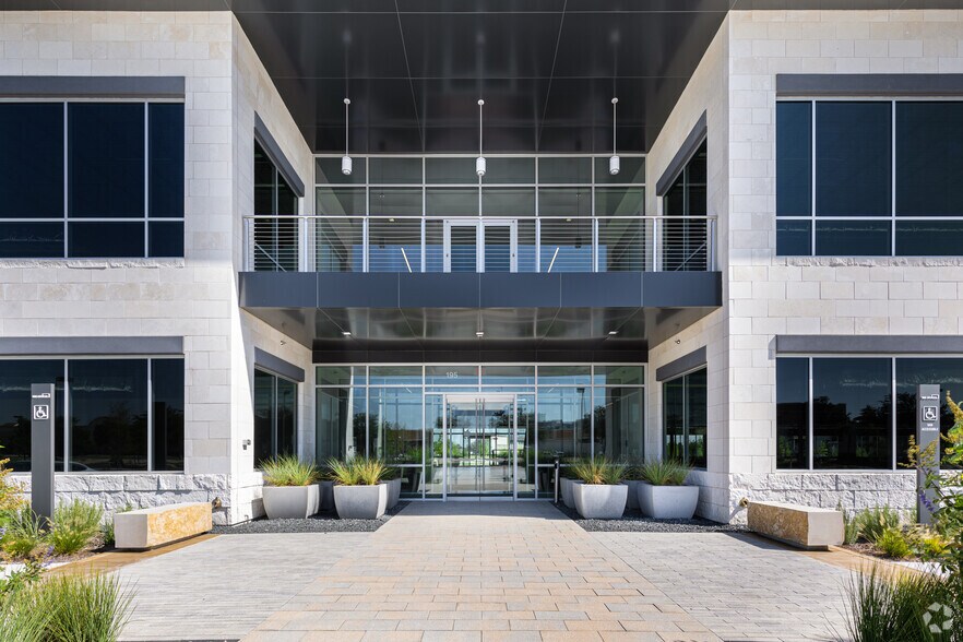 More Photos Of 195 Murray Farm Dr, Fairview Office For Lease