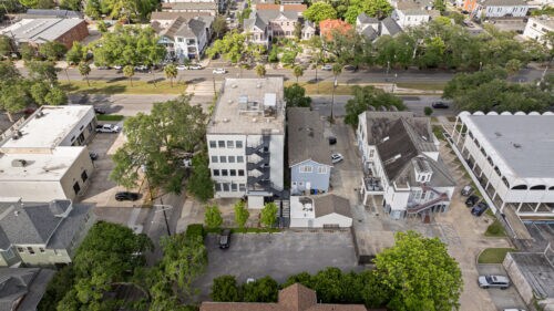More Photos Of 4176 Canal St, New Orleans Office For Sale