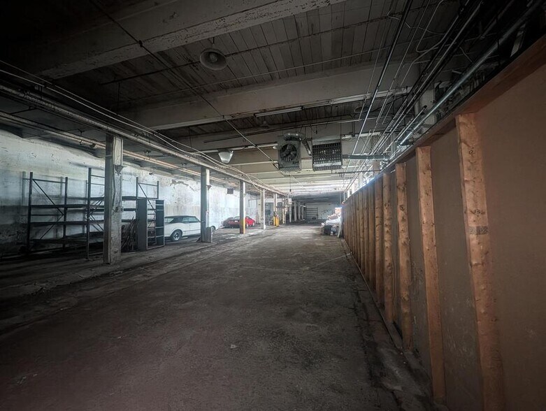 More Photos Of 91 Main St, Claremont Self Storage For Sale