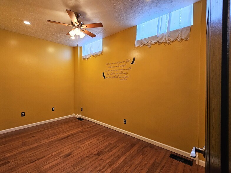 More Photos Of 219 Jefferson St, Fairmont Office Residential For Sale