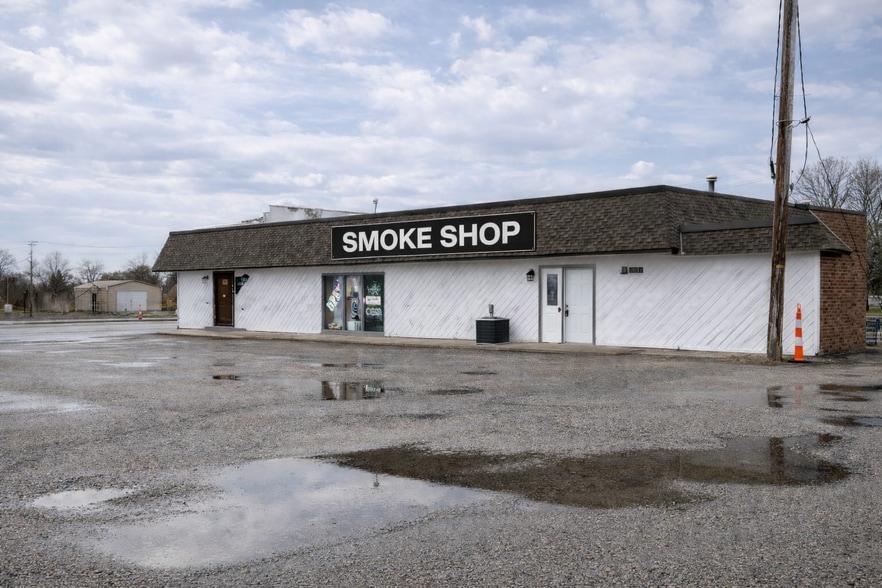 More Photos Of 136-138 N Broad St, Fairborn Storefront Retail Office For Sale