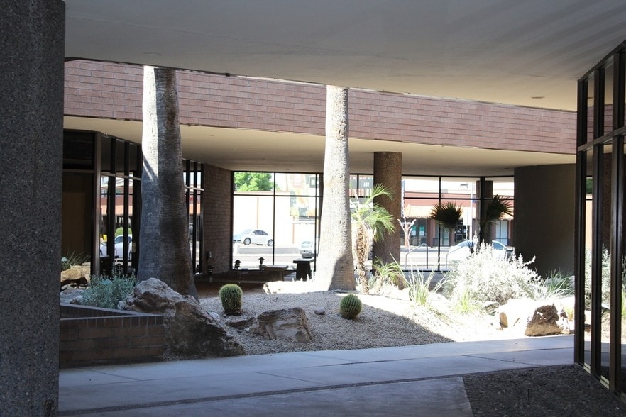 More Photos Of 1710 E Indian School Rd, Phoenix Medical For Sale