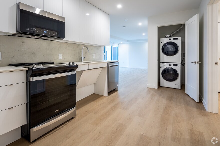 More Photos Of 1470 Queen St, Halifax Apartments For Lease