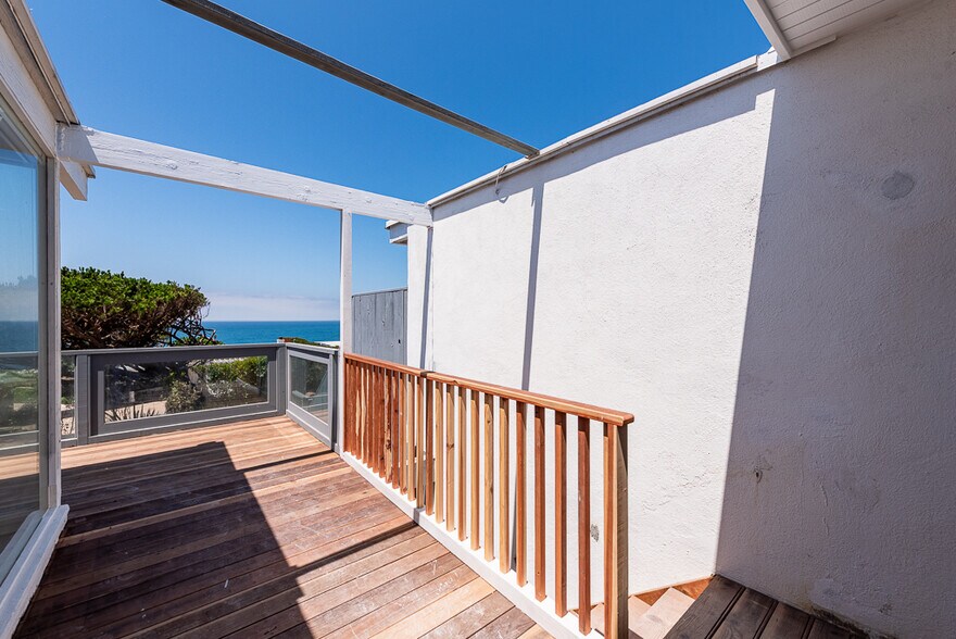 More Photos Of 7273 Birdview Ave, Malibu Apartments For Sale