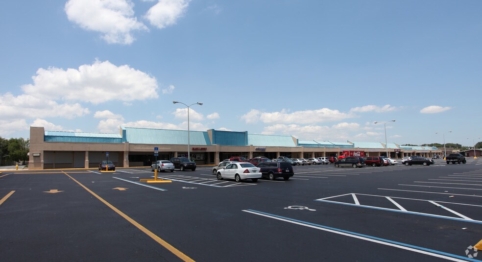 More Photos Of 926-968 Arlington Rd N, Jacksonville Unknown For Lease