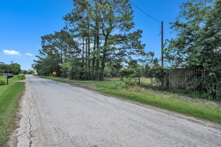 More Photos Of 36085 Lomax Road, Brookshire Land For Sale