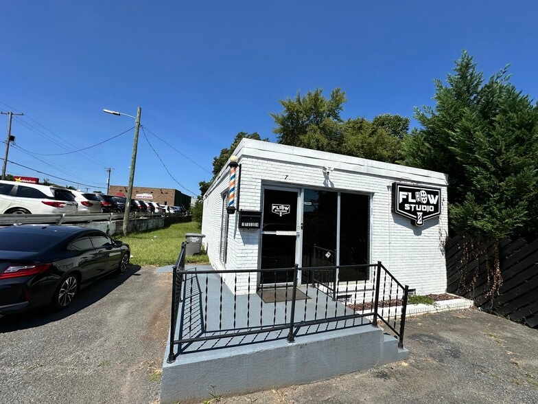 Primary Photo Of 7 Todd Dr NE, Concord Medical For Lease