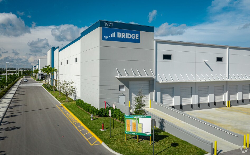 More Photos Of 1991 N Powerline Rd, Pompano Beach Warehouse For Lease