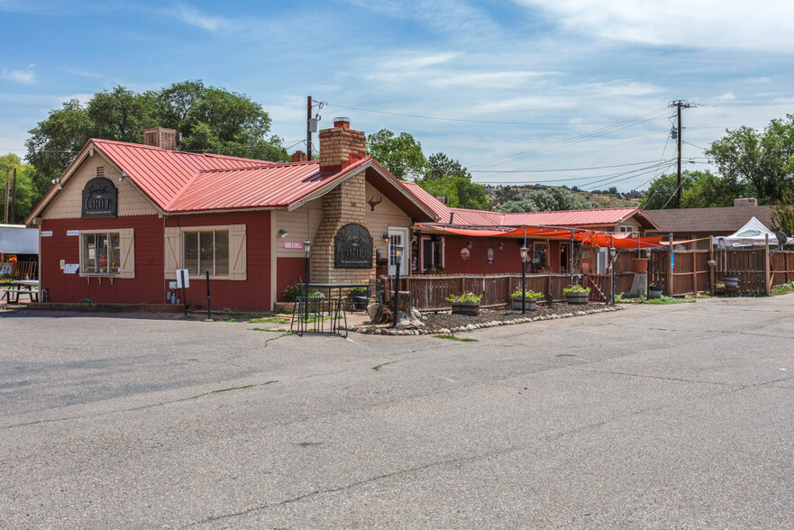 Primary Photo Of 678 Grand Ave, Eagle Restaurant For Sale