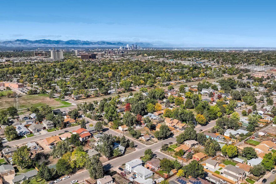 More Photos Of 1095 S Monaco Pky, Denver Office For Lease