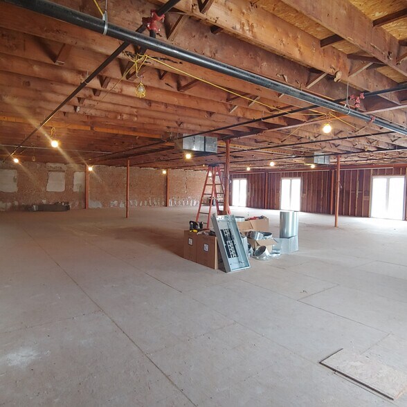 More Photos Of 101-103 S Washington Ave, Wellington Office For Lease
