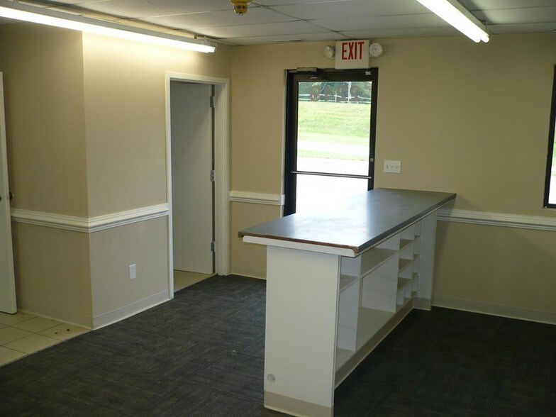 More Photos Of 2249 Goodyear Blvd, Danville Truck Terminal For Lease