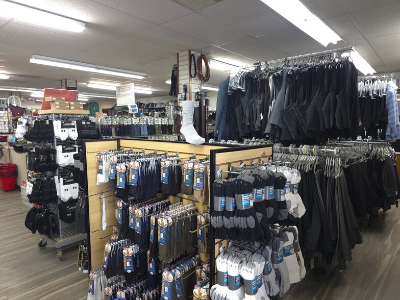 More Photos Of 2679 Industrial Park Rd, Mifflintown Storefront Retail Office For Sale