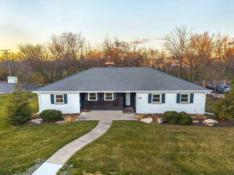 More Photos Of 704 E 9th St, Lockport Medical For Sale