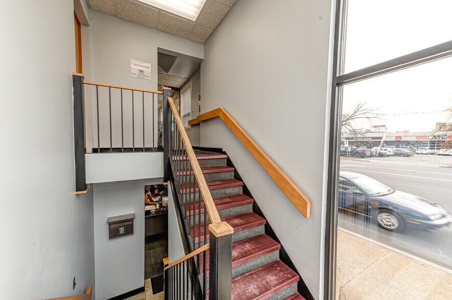 More Photos Of 57 Old Country Rd, Westbury Office For Sale