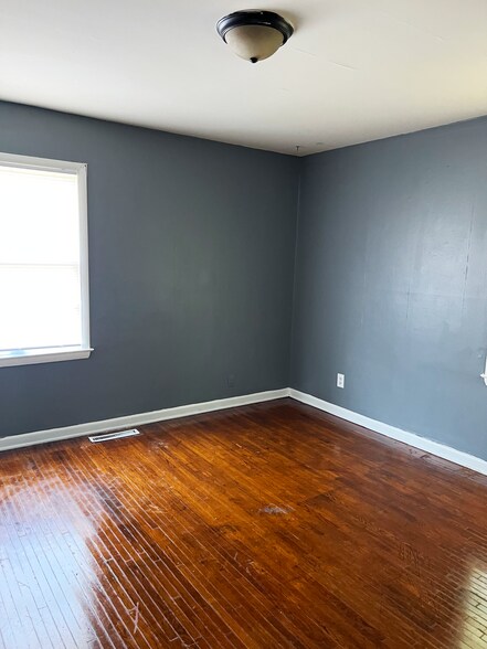 More Photos Of 6442 n bayley, Wichita Apartments For Sale