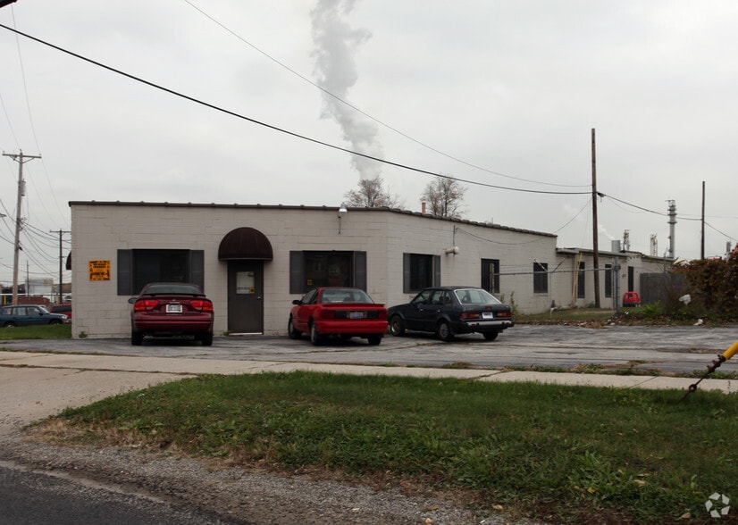 More Photos Of 1117 Hazelwood St, Toledo Office For Sale