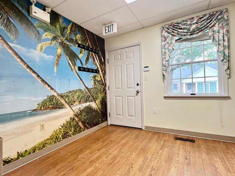 More Photos Of 508 Cynwood Dr, Easton Rehabilitation Center For Sale