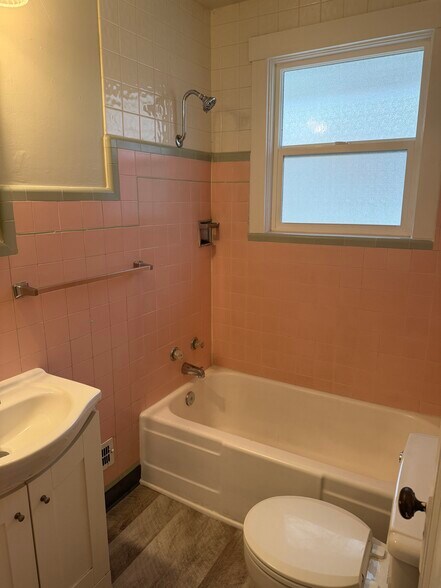 More Photos Of 357 Roberts St, Reno Apartments For Sale