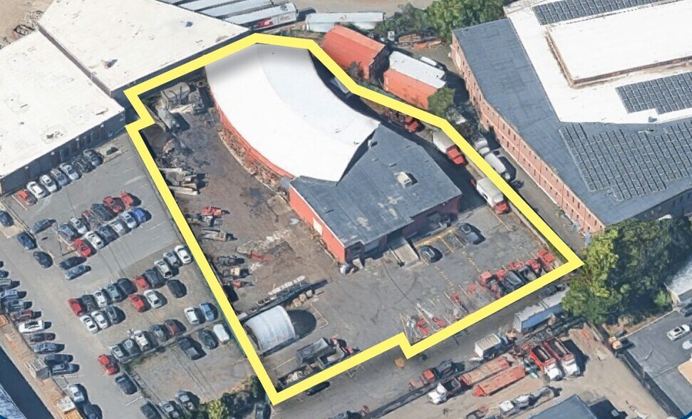 More Photos Of 62 5th Ave, Hawthorne Industrial For Lease