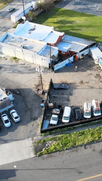 Primary Photo Of 11316-11318 S Vermont Ave, Los Angeles Storefront For Sale