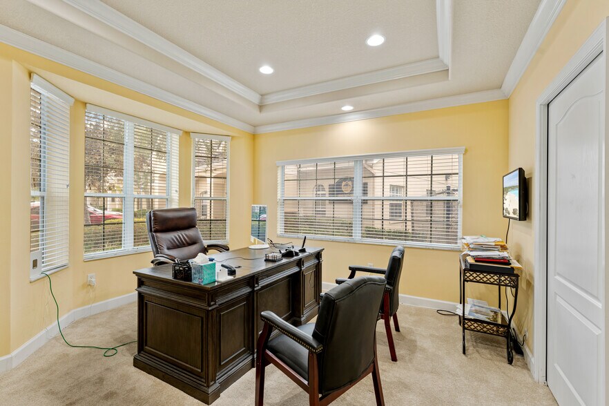 More Photos Of 18540-18544 N Dale Mabry Hwy, Lutz Office For Sale