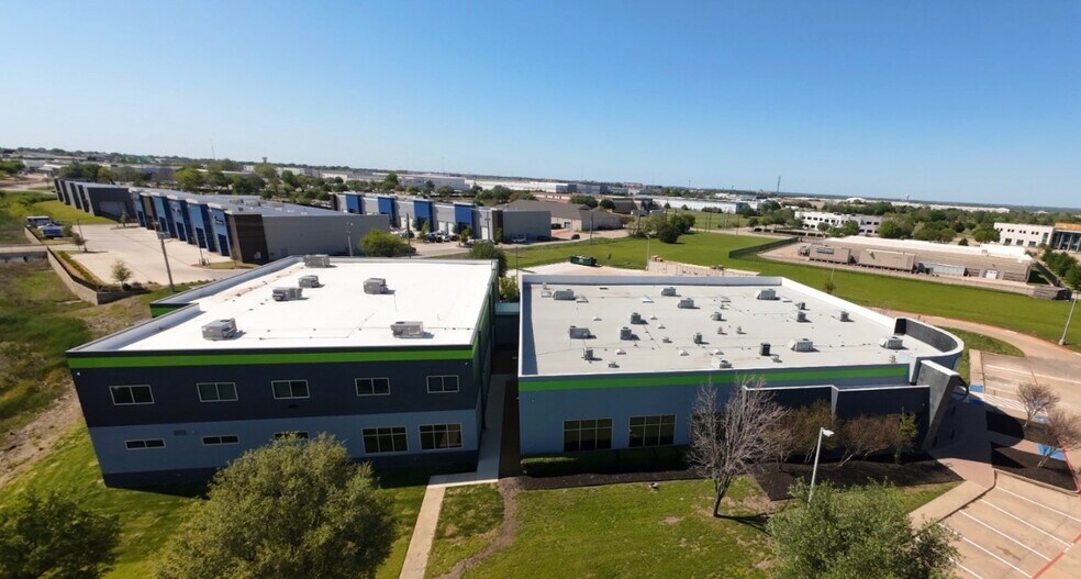 More Photos Of 2021 Commerce Dr, McKinney Office For Sale
