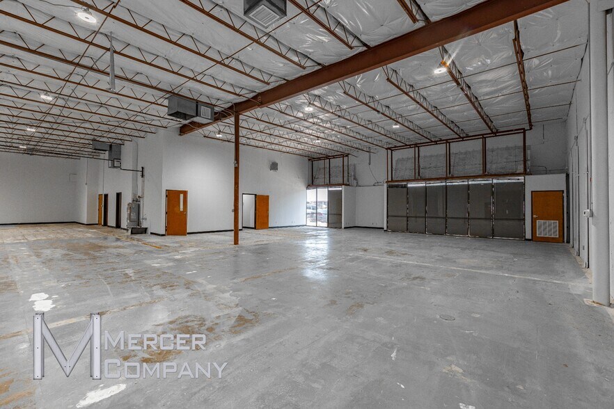 More Photos Of 1121-1137 Jupiter Rd S, Garland Unknown For Lease
