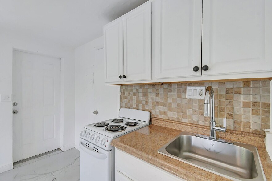 More Photos Of 844 NE 17th Way, Fort Lauderdale Apartments For Sale
