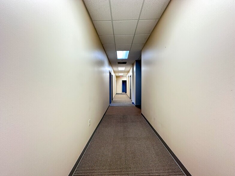 More Photos Of 2115 Harden Blvd, Lakeland Medical For Lease